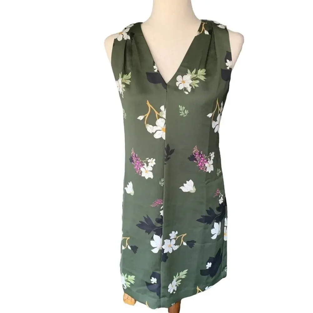 Banana republic sleeveless dress.‎ Size 0 floral green
